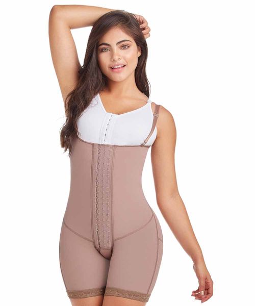 Faja media pierna strapless con realce de glúteos y control fuerte de abdomen y piernas