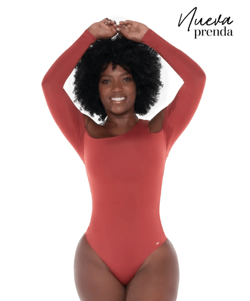 Body manga larga con control en abdomen y espalda